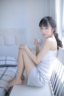 美女诱惑